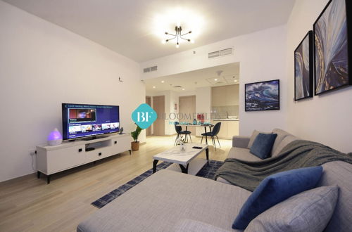 Photo 9 - Lavish 1BR Apartment-Yas Island