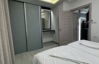 Photo 3 - Luxury Room Near Downtown