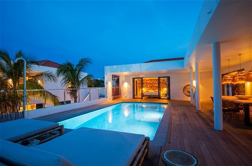 Foto 1 - Luxurious Villa Flamingo With Private Pool