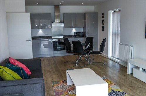Photo 11 - Captivating 1-bed Apartment in London