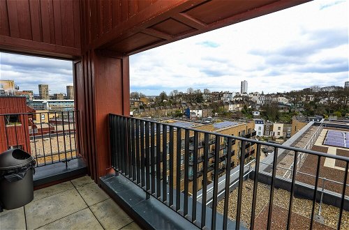 Photo 23 - Captivating 1-bed Apartment in London