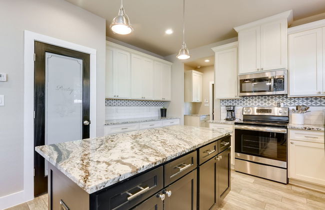 Centrally Located Stunning 3BR 2BA Near Downtown - Foto 11