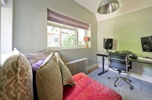 Photo 25 - 3 bed House in Fulham