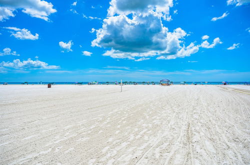 Photo 28 - Siesta Beach House by Beachside Mgmt