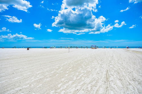 Photo 1 - Siesta Beach House by Beachside Mgmt