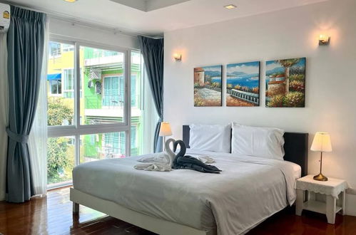 Photo 49 - 6-18 - Penthouse 3 Bedrooms Walking To Patong Beach