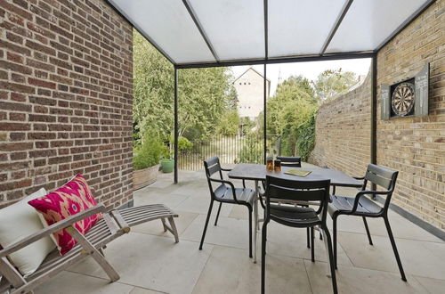 Photo 18 - Historic 5 Bed Home Maida Vale