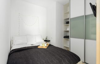 Photo 2 - Cozy Poznan Apartment by Renters