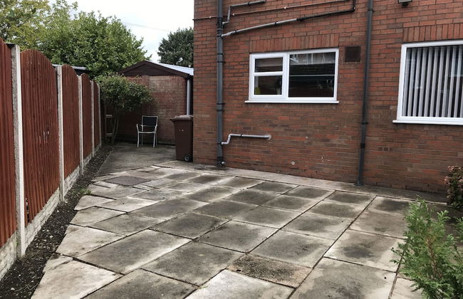 Modern 3-bed House With Parking Bamber Bridge, Preston - Foto 37