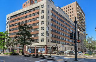 Photo 1 - Festive 4BR Condo in the Heart of NOLA