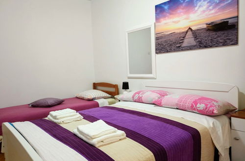 Photo 5 - Room in Guest Room - Stay in the Center of Zadar at Peninsula Accommodation