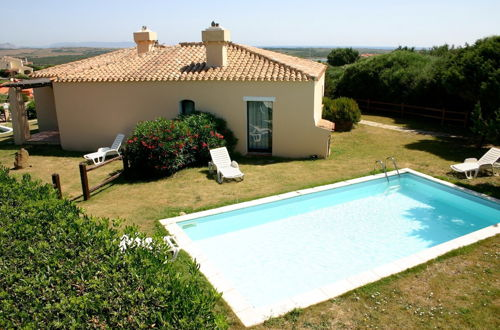 Foto 10 - Charming Sea Villas Es Sleeps 6 With Private Pool Extra bed Possible
