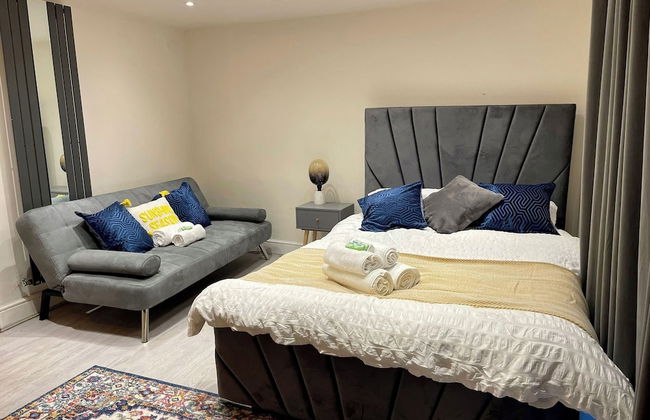 Modern Basement Flat in The City - Shoreditch - Photo 3