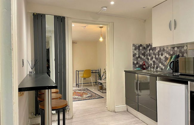 Modern Basement Flat in The City - Shoreditch - Photo 1