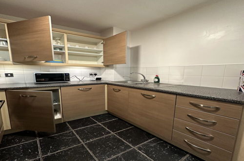 Photo 5 - Aquavilla En-suite Apartment Near City Center