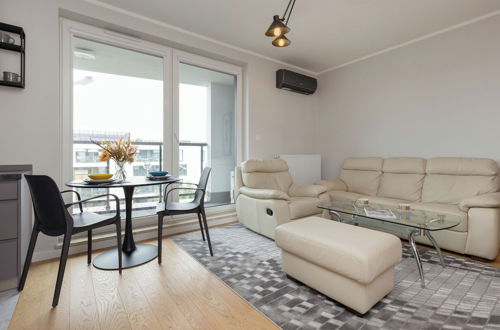 Photo 16 - Stylish Apartment With AC by Renters