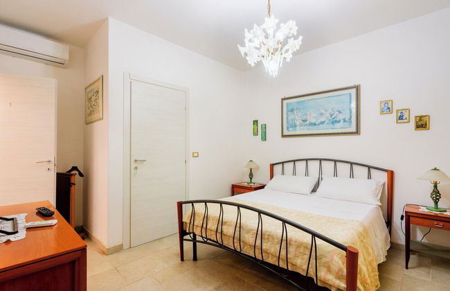 3277 Guest House Eleonora - Camera Matrimoniale by Barbarhouse - Photo 1