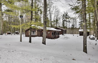 Photo 2 - Cabin Near to Lakes, Atving, Skiing & Natl Forest