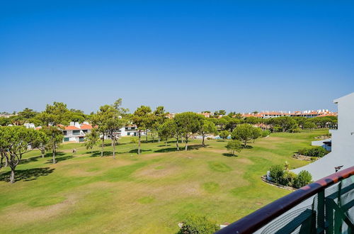 Photo 14 - Beautiful Vila Sol Golf Apartment by Ideal Homes