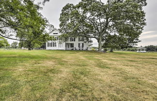 Photo 1 - Charming Farmhouse w/ Pool & Fishing Pond