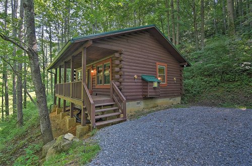 Photo 17 - Clyde Cabin W/porch - Mins to Smoky Mountains