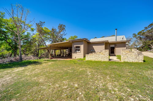 Foto 14 - Kerrville Area Home w/ Outdoor Entertainment Space