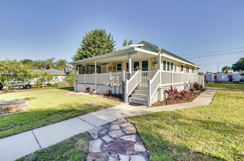 Foto 5 - Lakefront Tavares Cabin w/ Deck, Patio & Dock