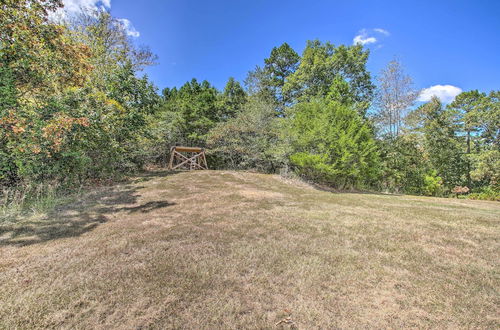 Photo 21 - Spacious House w/ Wraparound Deck + Mtn Views