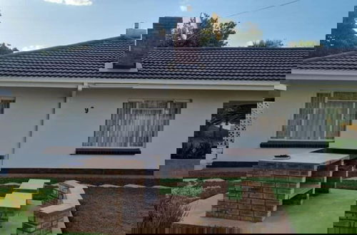 Foto 21 - Immaculate 3 Bedroomed Guesthouse in Ilanda - 2041