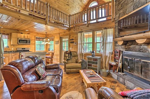 Foto 35 - Charming Blakely Cabin w/ Porch & Valley Views