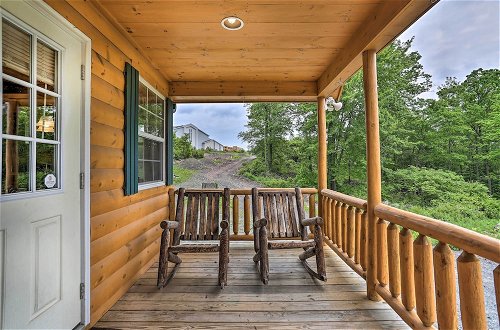 Photo 19 - Charming Blakely Cabin w/ Porch & Valley Views