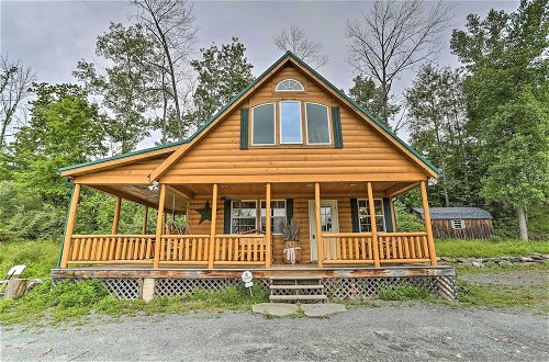 Foto 31 - Charming Blakely Cabin w/ Porch & Valley Views