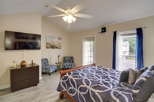 Photo 16 - Cozy Gulfport Abode w/ Pool Access - Walk to Beach