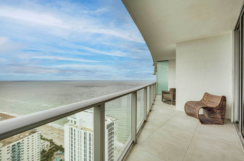 Photo 8 - Luxe Hollywood Condo: Resort Perks + Beach Access