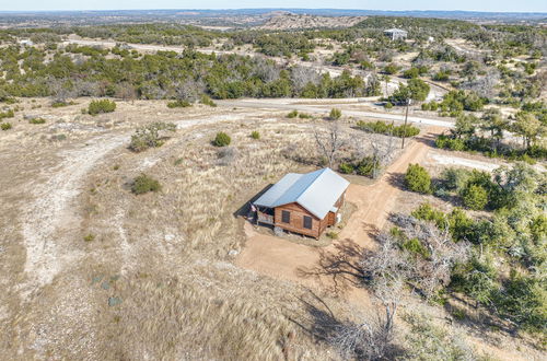 Photo 9 - Rockyridge Cabin-hill Country Views-20 min to Fred