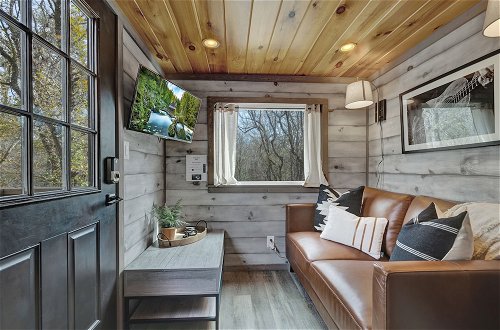 Photo 21 - Willie-tiny Home-grill&firetable