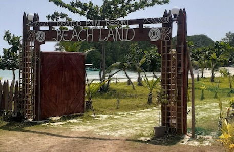 La Tranquilidad Beach Resort - Photo 49