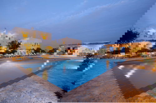 Foto 39 - Aeolos Hotel