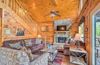 Photo 1 - Smoky Mountain Cabin w/ Hot Tub Near Pigeon Forge