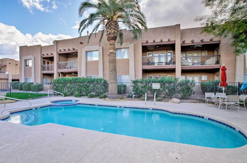 Photo 14 - Condo w/ Pool Access ~1 Mi to Old Town Scottsdale