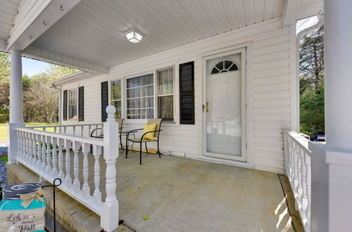 Photo 2 - Rock Hill Cottage w/ Spacious Yard & Fire Pit