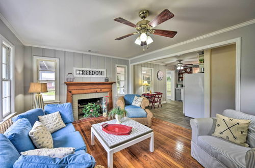 Photo 1 - Beaufort Home W/porch, 4 Mi. From Downtown
