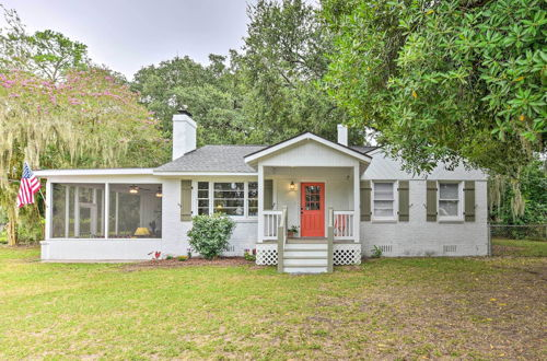 Photo 9 - Beaufort Home W/porch, 4 Mi. From Downtown