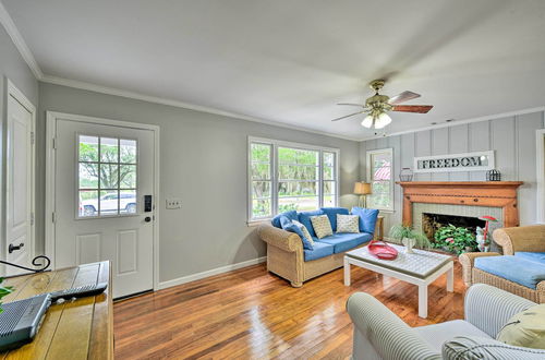 Photo 5 - Beaufort Home W/porch, 4 Mi. From Downtown