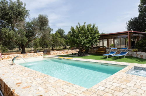 Photo 48 - Trullo Nonna Netta con Piscina Idromassaggio e Area Giochi