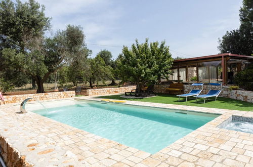 Photo 27 - Trullo Nonna Netta con Piscina Idromassaggio e Area Giochi