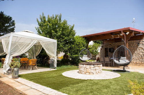 Foto 30 - Trullo Nonna Netta con Piscina Idromassaggio e Area Giochi