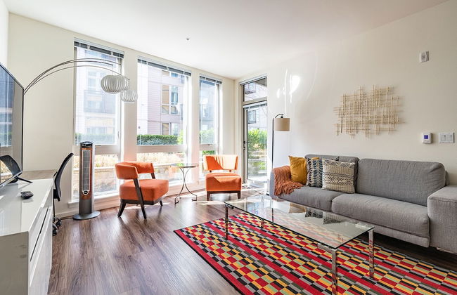 Sophari Mercer Island Apartments - Photo 2