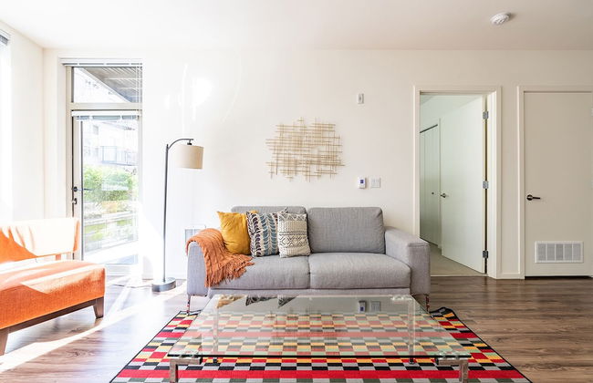 Sophari Mercer Island Apartments - Photo 3