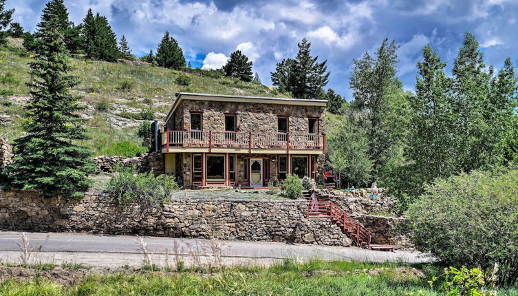 Photo 1 - Cozy Home W/deck & Mountain Views, Walk to Casinos